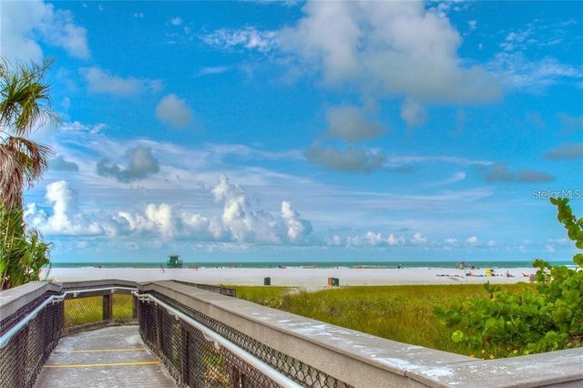 357 TIERRA MAR LANE 5, Sarasota, FL 34242