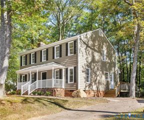 4367 Collingswood Dr, Chesterfield, VA 23832