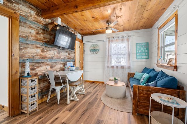 16 Riverview Terrace, Hampton, NH 03842