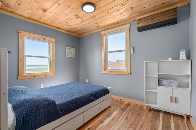16 Riverview Terrace, Hampton, NH 03842