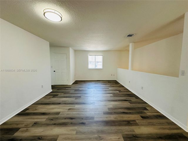 5705 NW 109th Ave 50, Doral, FL 33178