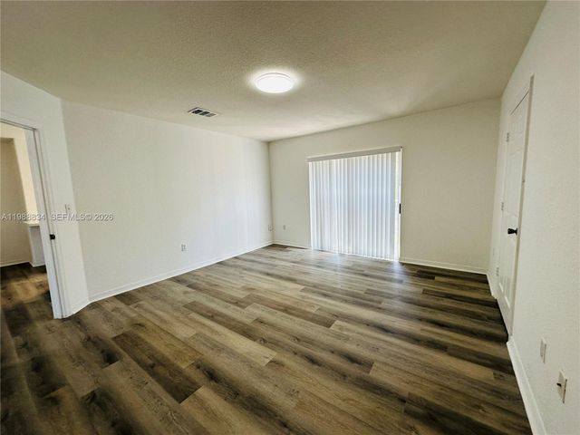 5705 NW 109th Ave 50, Doral, FL 33178