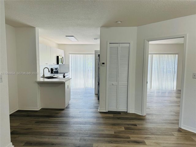 5705 NW 109th Ave 50, Doral, FL 33178