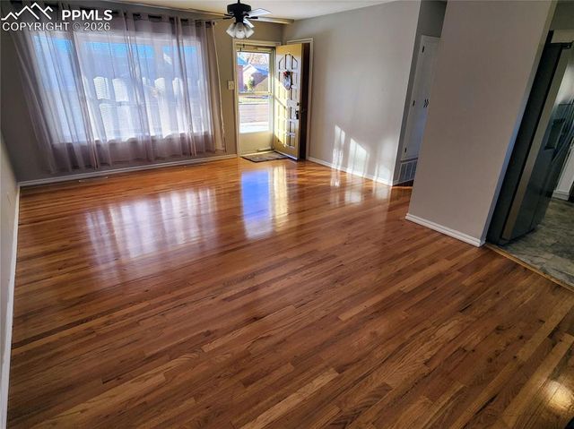 2126 vinewood Lane, Pueblo, CO 81005