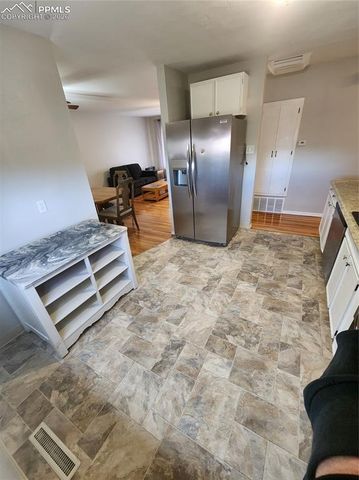 2126 vinewood Lane, Pueblo, CO 81005