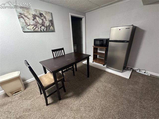 2126 vinewood Lane, Pueblo, CO 81005