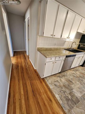 2126 vinewood Lane, Pueblo, CO 81005