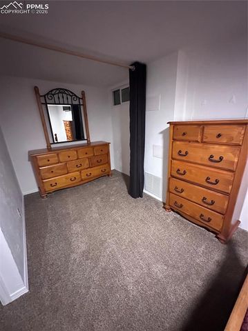 2126 vinewood Lane, Pueblo, CO 81005