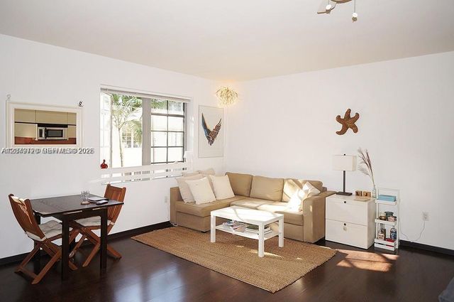 435 21st Street 215, Miami Beach, FL 33139