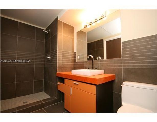 435 21st Street 215, Miami Beach, FL 33139