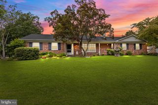 1286 YALE DR, Yardley, PA 19067