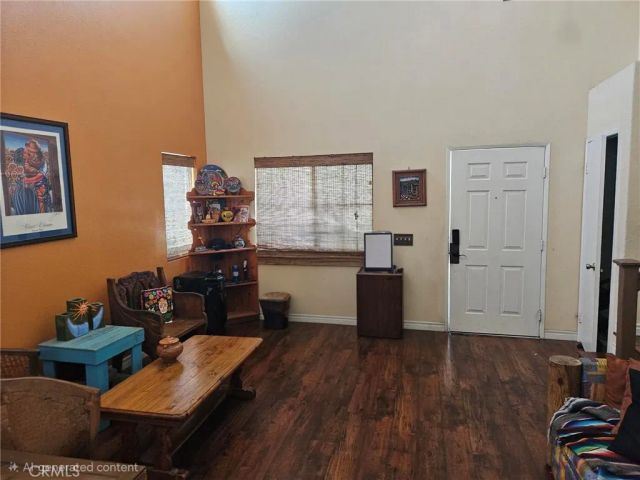 7845 Oak Court, Highland, CA 92346