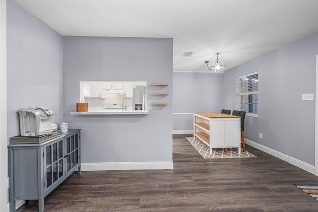 1371 Country Place Drive, Houston, TX 77079