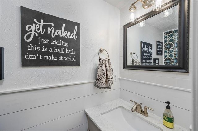 1371 Country Place Drive, Houston, TX 77079