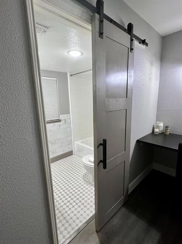 1371 Country Place Drive, Houston, TX 77079