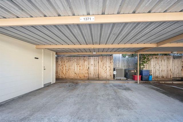 1371 Country Place Drive, Houston, TX 77079