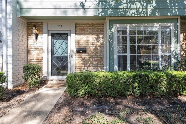 1371 Country Place Drive, Houston, TX 77079
