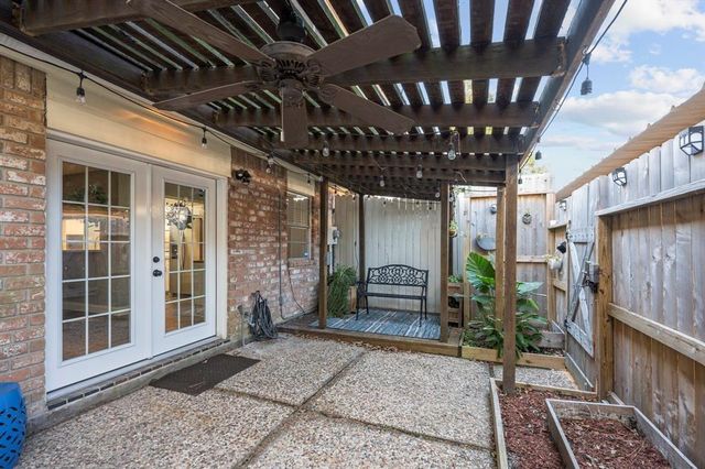 1371 Country Place Drive, Houston, TX 77079