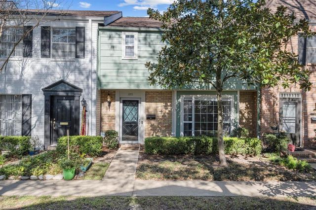 1371 Country Place Drive, Houston, TX 77079