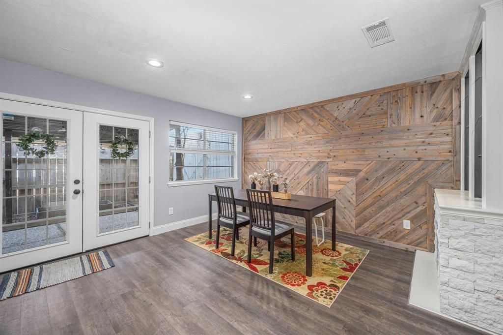 1371 Country Place Drive, Houston, TX 77079