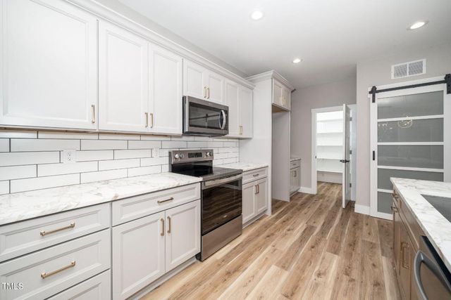 42 Ponchartrain Street, Fuquay Varina, NC 27526
