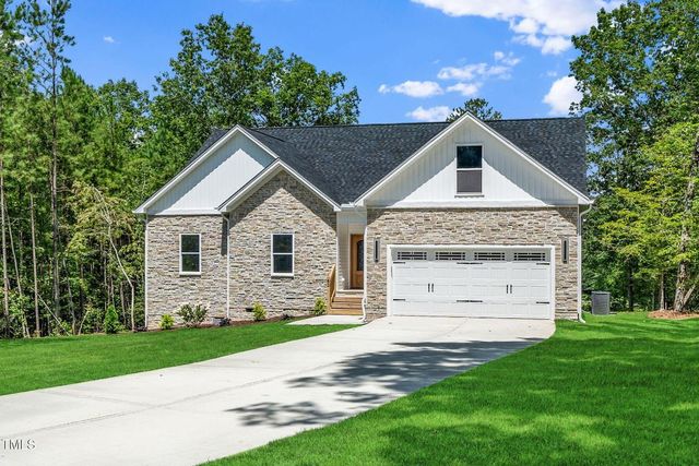 42 Ponchartrain Street, Fuquay Varina, NC 27526