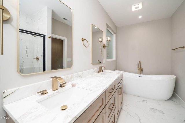 42 Ponchartrain Street, Fuquay Varina, NC 27526