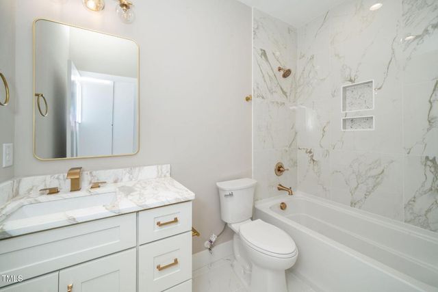 42 Ponchartrain Street, Fuquay Varina, NC 27526