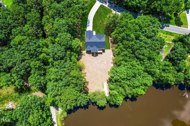 42 Ponchartrain Street, Fuquay Varina, NC 27526