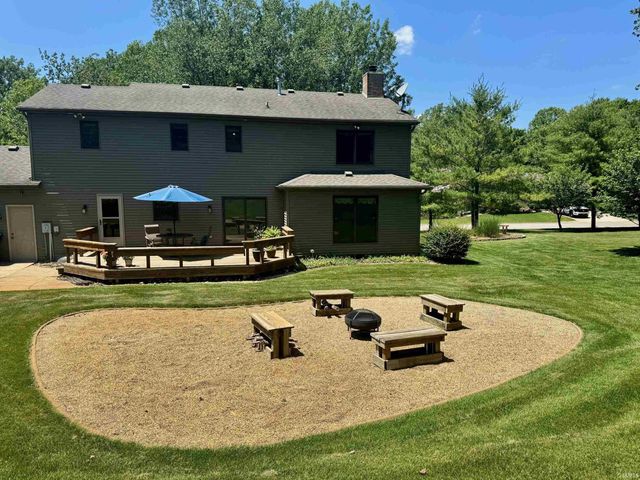 59180 Deer Run Court, South Bend, IN 46614