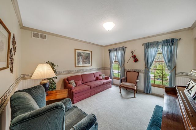 59180 Deer Run Court, South Bend, IN 46614