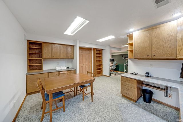 59180 Deer Run Court, South Bend, IN 46614