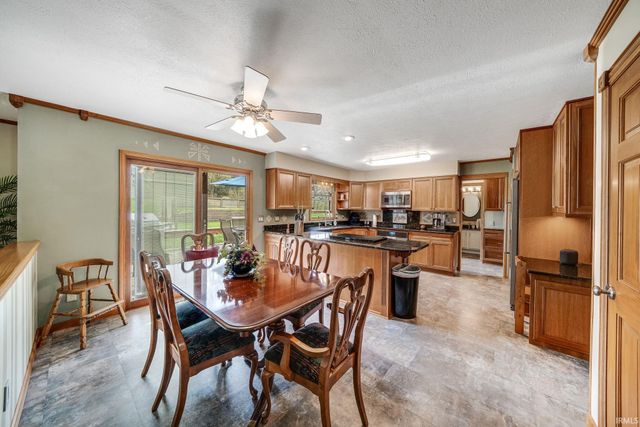 59180 Deer Run Court, South Bend, IN 46614