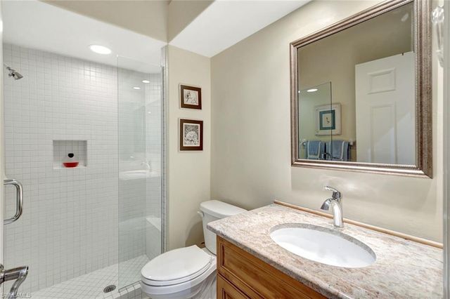 10401 Quail Crown DR, Naples, FL 34119