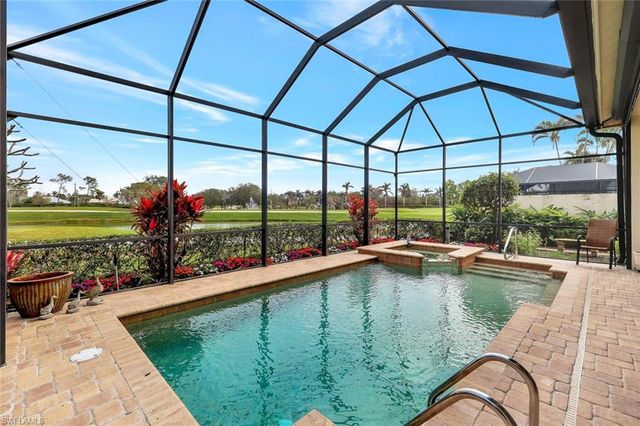 10401 Quail Crown DR, Naples, FL 34119