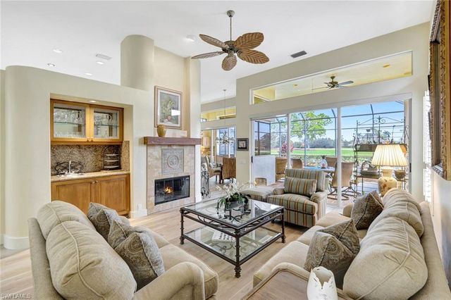 10401 Quail Crown DR, Naples, FL 34119