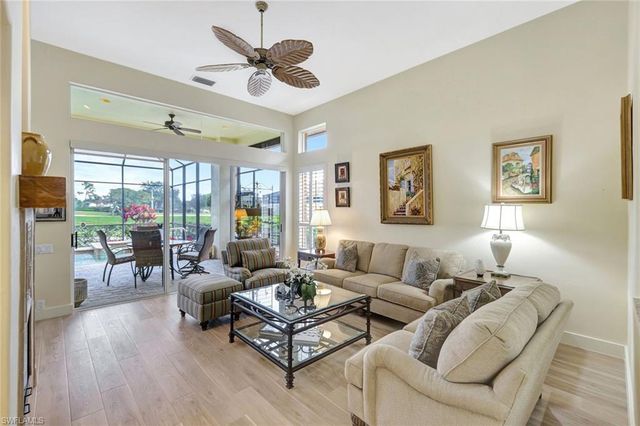 10401 Quail Crown DR, Naples, FL 34119