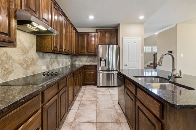 537 Hunt Farms Road, Fate, TX 75189