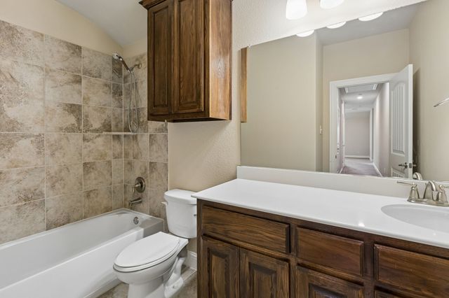 537 Hunt Farms Road, Fate, TX 75189