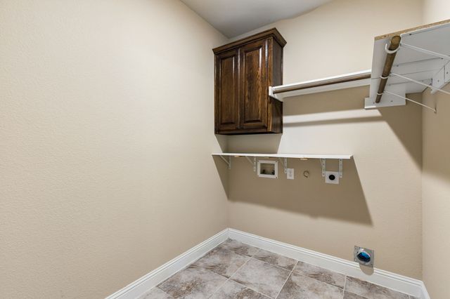537 Hunt Farms Road, Fate, TX 75189