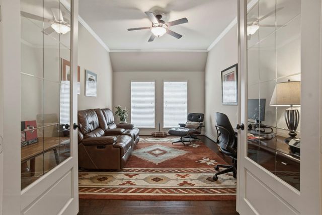 18415 Hounds Lake Drive, New Caney, TX 77357