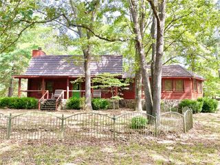 867 Mill Pond Road, Cedarville, AR 72932