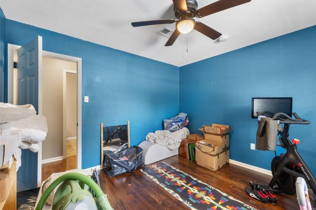 7 Tucker Creek, Conway, AR 72034