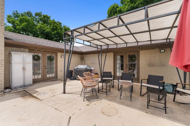 7 Tucker Creek, Conway, AR 72034