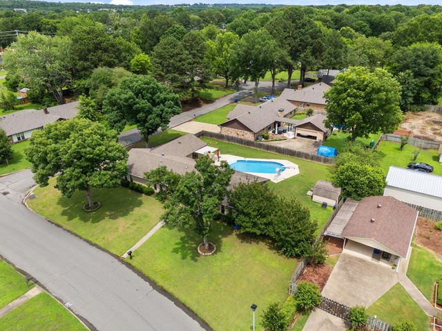 7 Tucker Creek, Conway, AR 72034