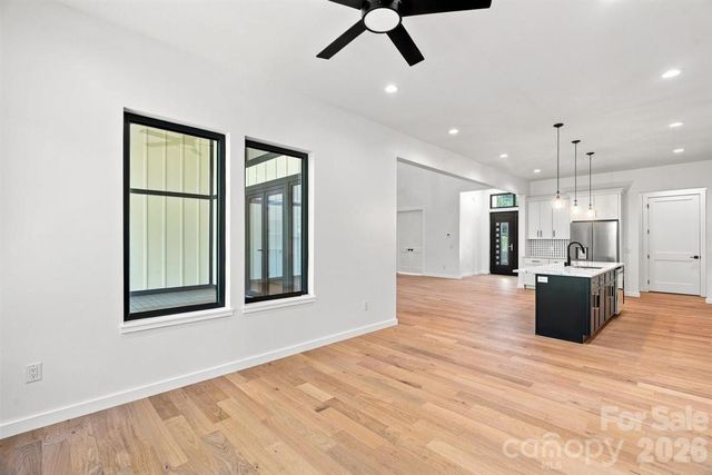 69 Village Pointe Lane, Asheville, NC 28803