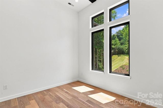 69 Village Pointe Lane, Asheville, NC 28803