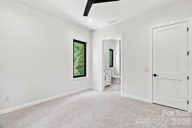 69 Village Pointe Lane, Asheville, NC 28803