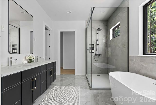 69 Village Pointe Lane, Asheville, NC 28803