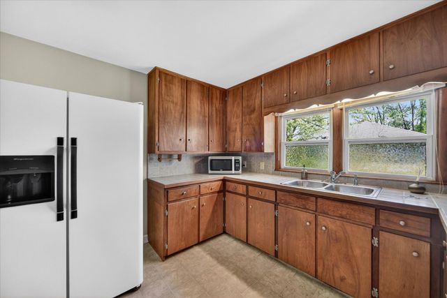 15370 Ackerson Drive, Battle Creek, MI 49014